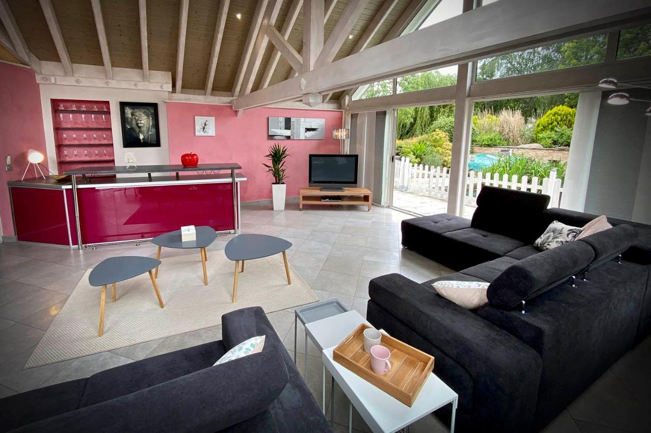 Villa 200M2 Avec Piscine Chauffee & Spa & Sauna & Kota-Grill Laval-sur-Vologne Luaran gambar