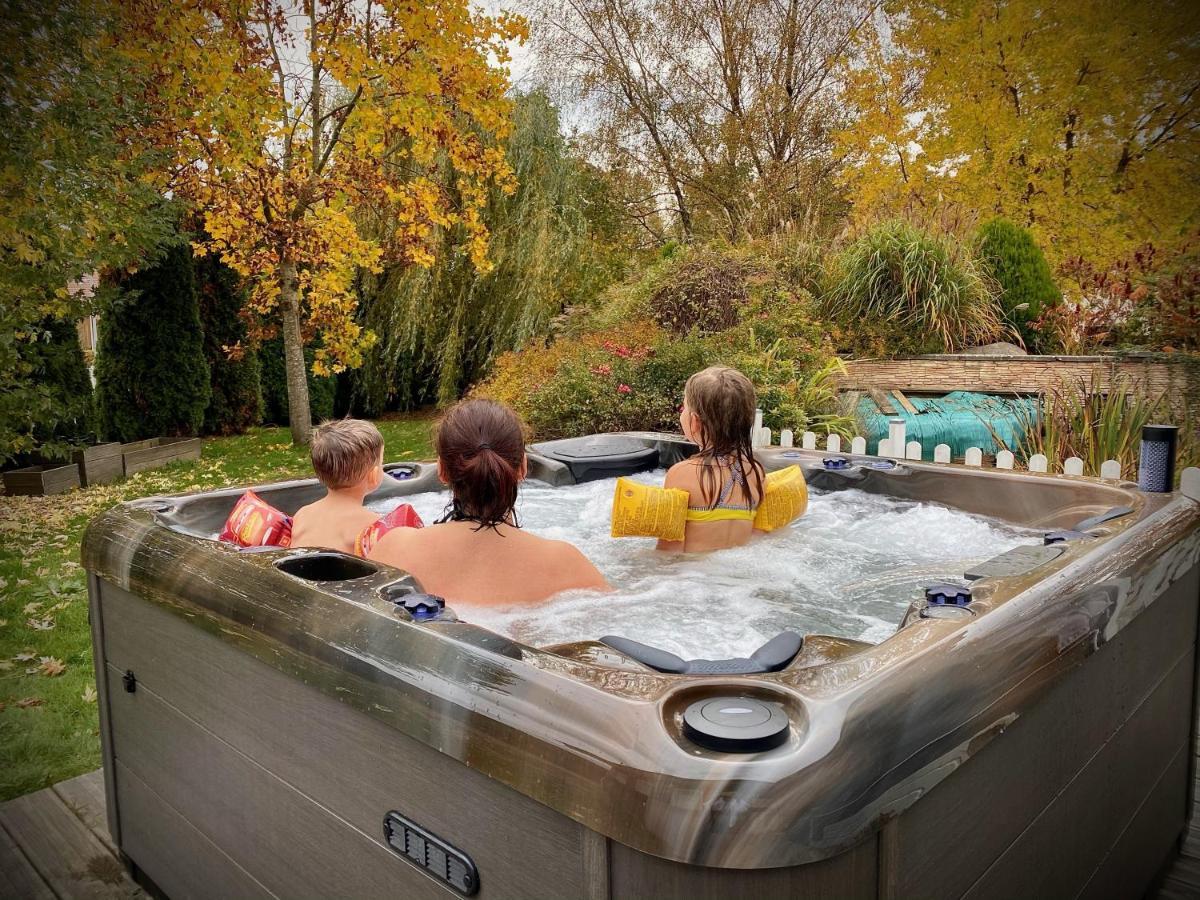 Villa 200M2 Avec Piscine Chauffee & Spa & Sauna & Kota-Grill Laval-sur-Vologne Luaran gambar